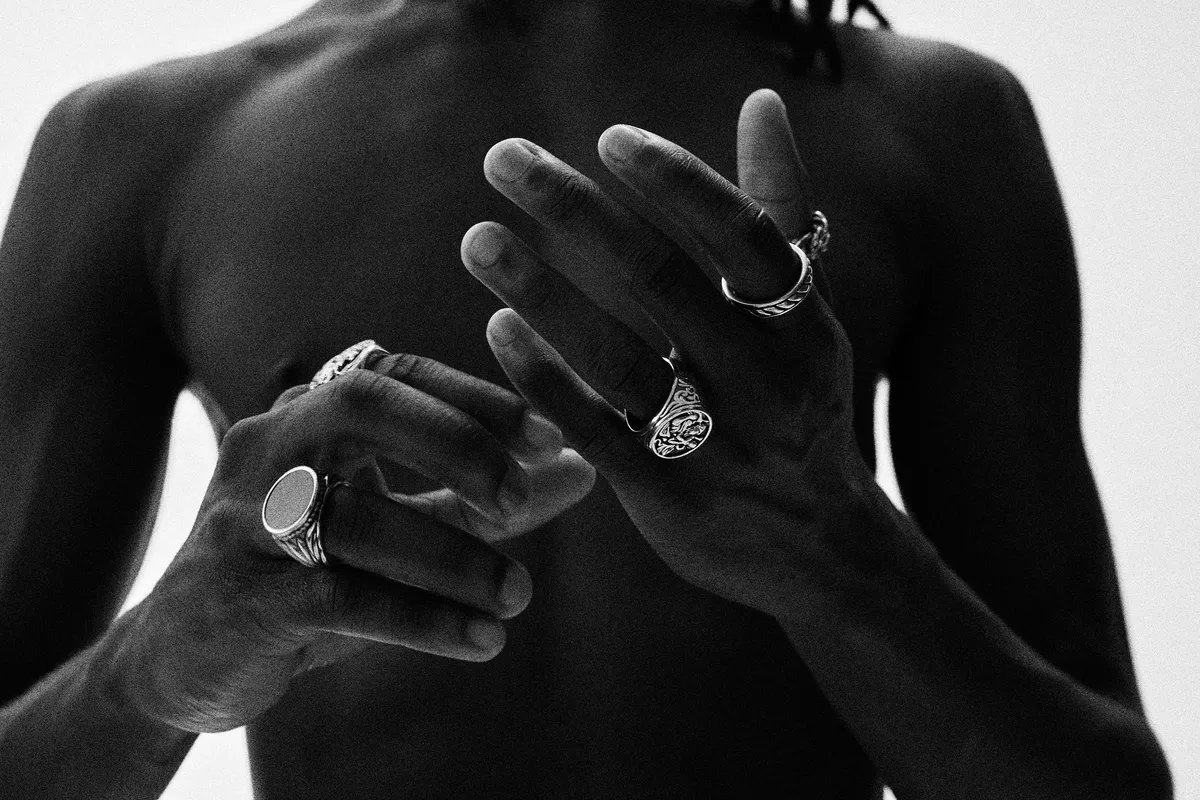 Drivn, Jewellery Campaign – Commercial work by Nicolas Burri Studio